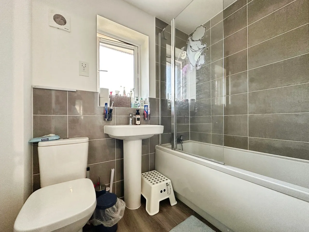 Withers Walk, Blackwater, Camberley, Hampshire, GU17 9FQ, photo 10