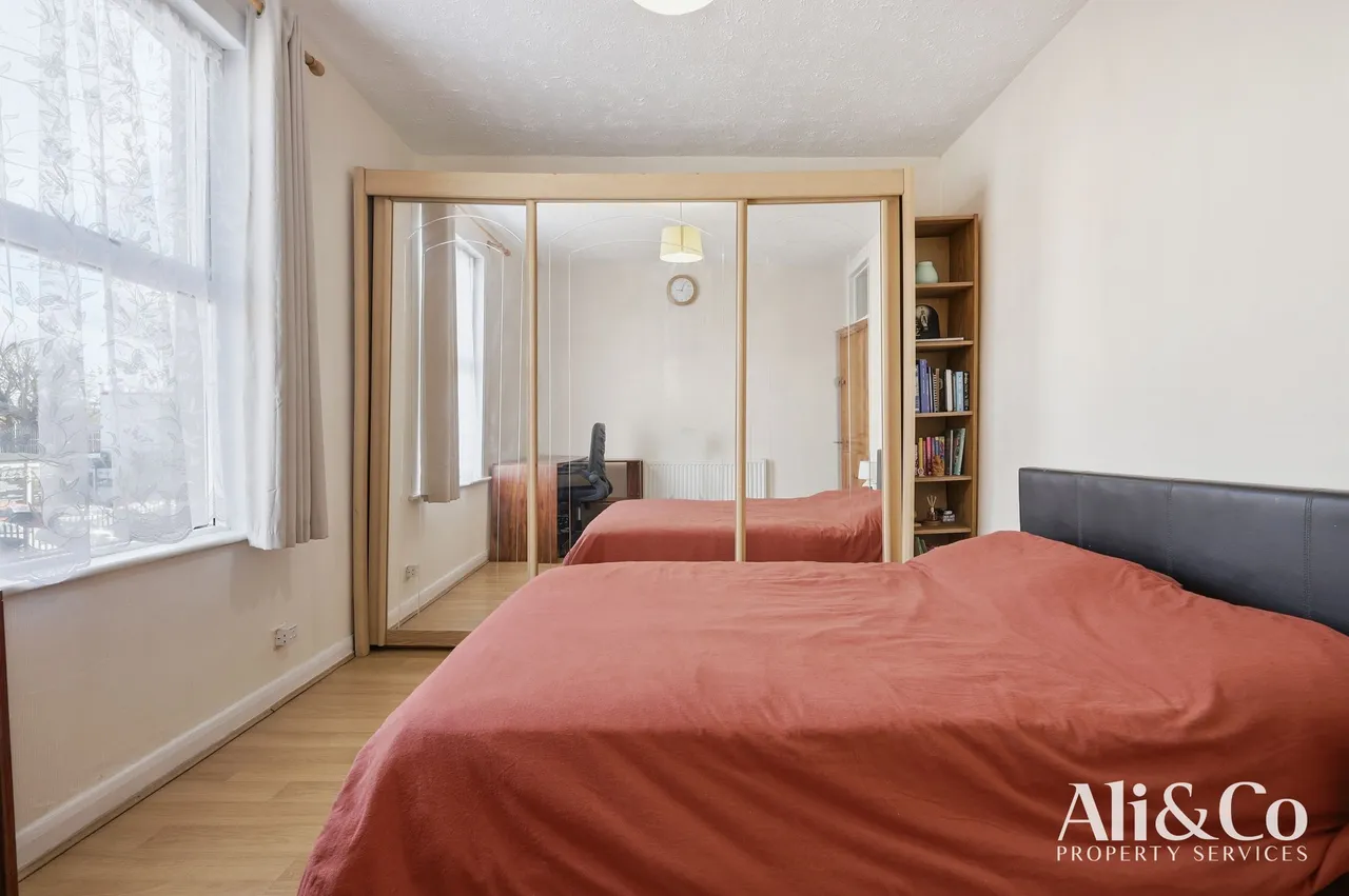 Kent Road, Grays, Essex, RM17 6DE, photo 17
