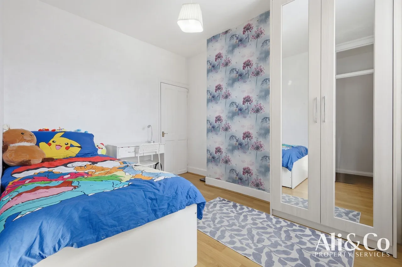 Kent Road, Grays, Essex, RM17 6DE, photo 14