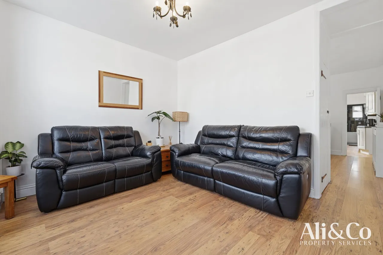 Kent Road, Grays, Essex, RM17 6DE, photo 5