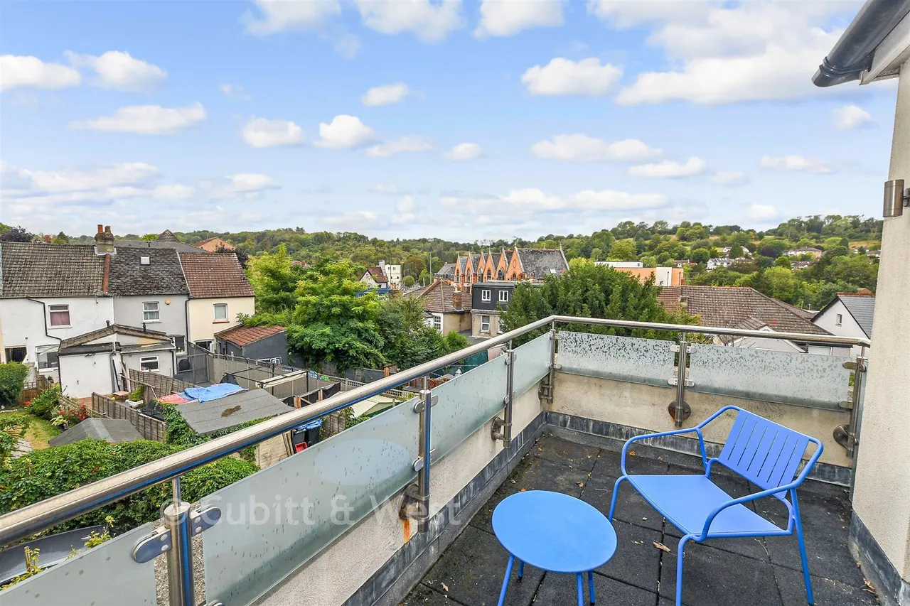 Hillbury Road, Whyteleafe, CR3, photo 8