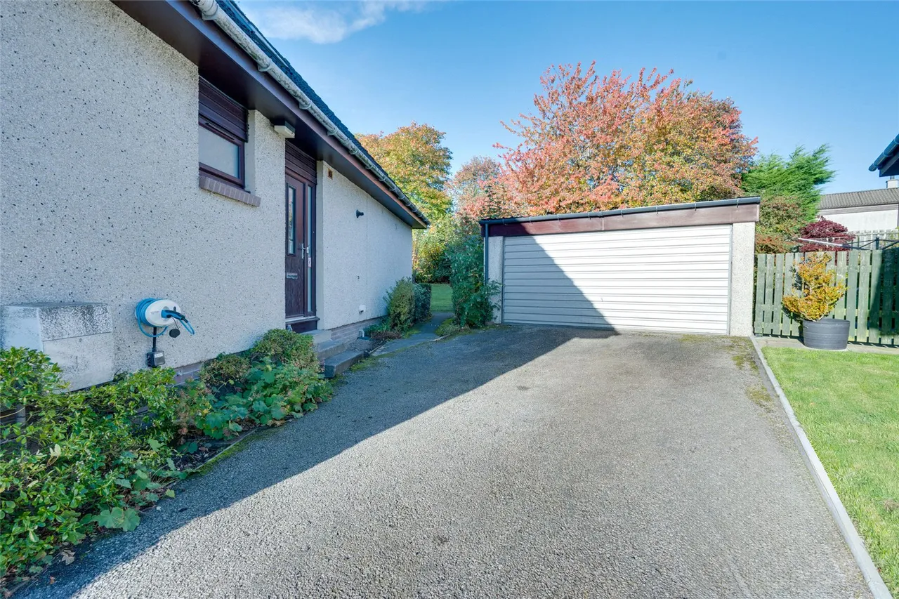 Sunnyside Avenue, Drumoak, AB31, photo 25