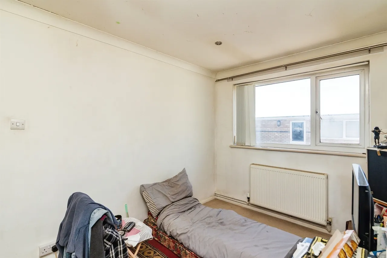 Cotswold Way, Oulton, LOWESTOFT, photo 8