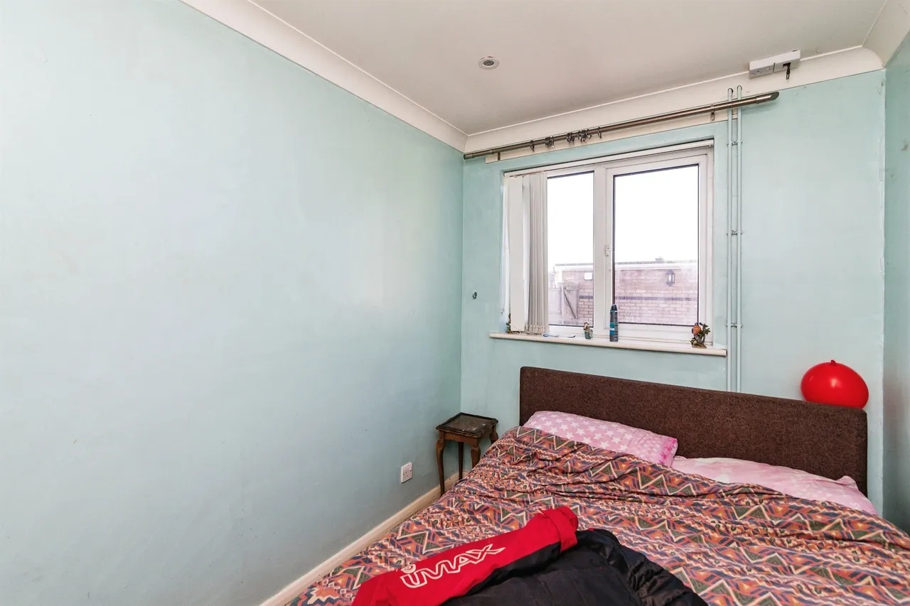 Cotswold Way, Oulton, LOWESTOFT, photo 9