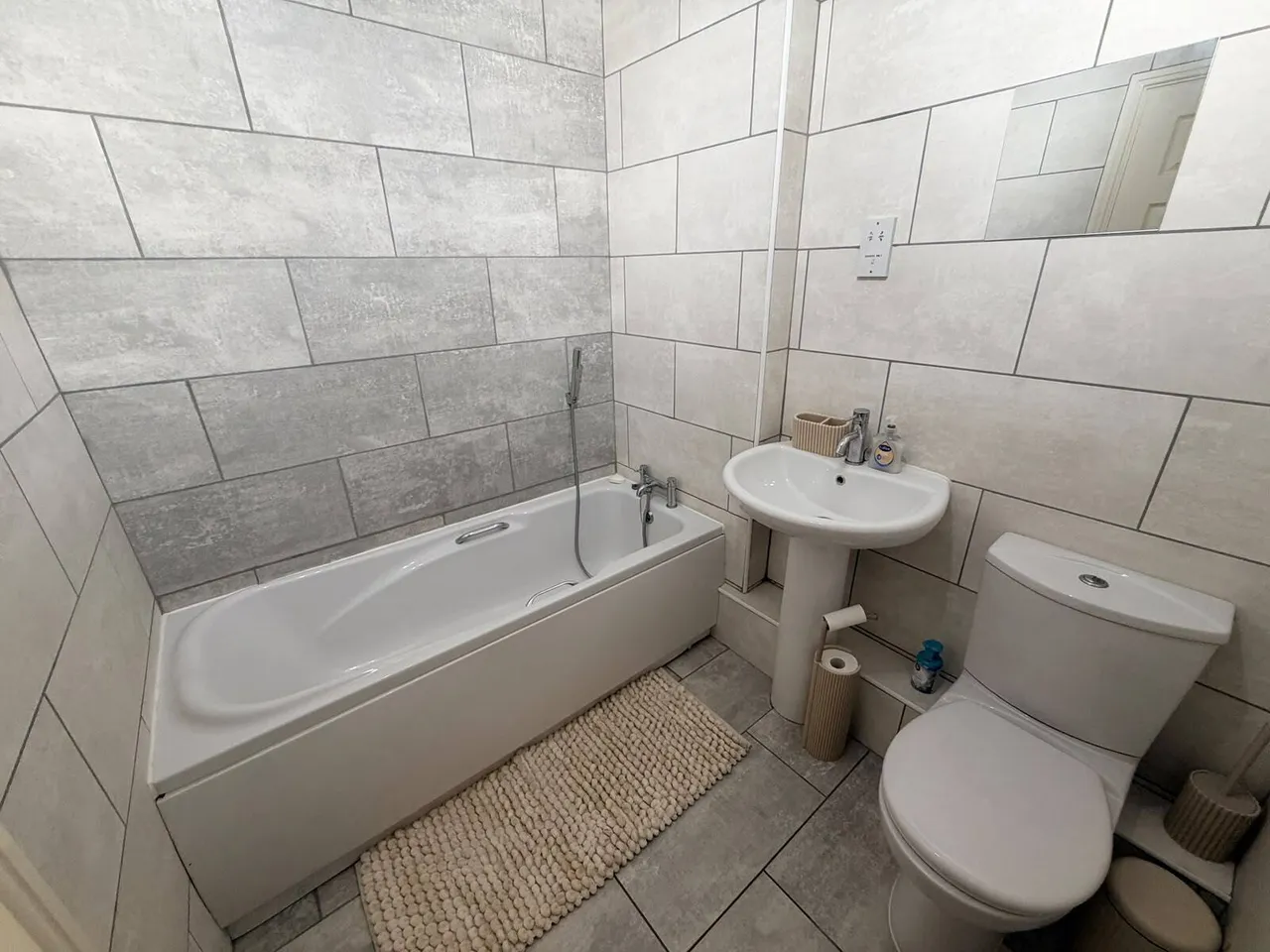 Falcon Court, Dinnington, S25, photo 12