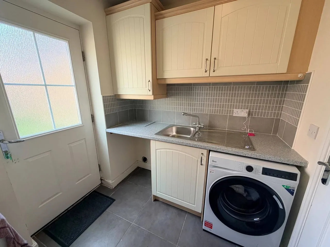 Falcon Court, Dinnington, S25, photo 8