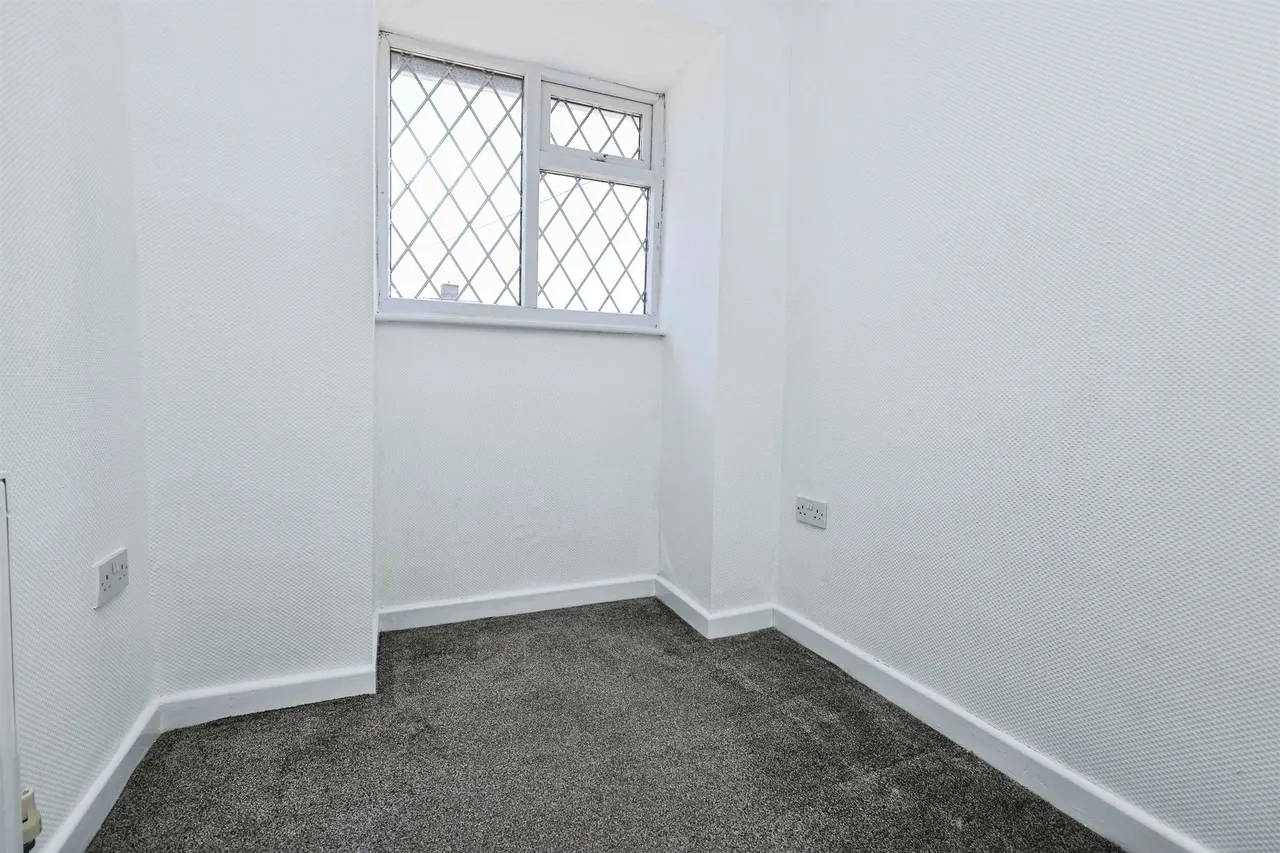 Hollydale Road, Birmingham, B24, photo 13