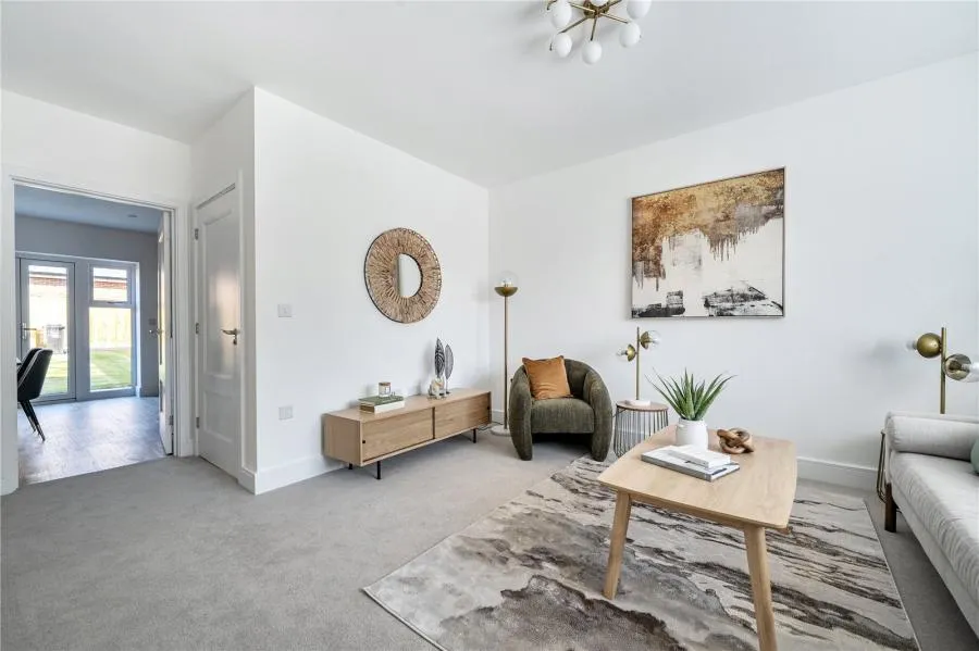 Fergusson Kelly Place, St Anne's Meadows, RG40, photo 5
