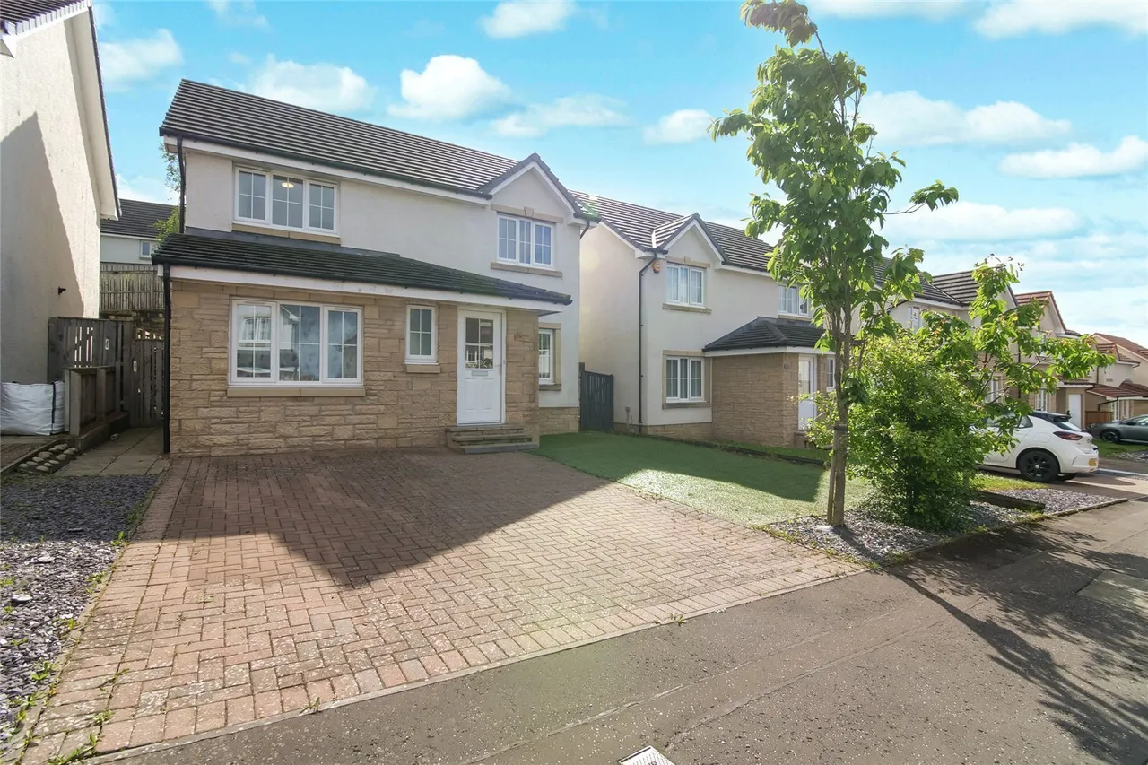3 bed house for sale — Penicuik Street, Carntyne, Glasgow, G32