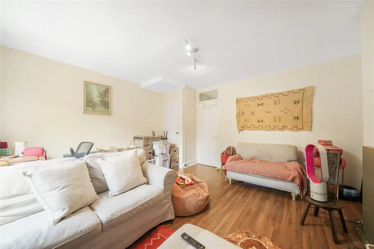Tufnell Park Road, London, N7, photo 4