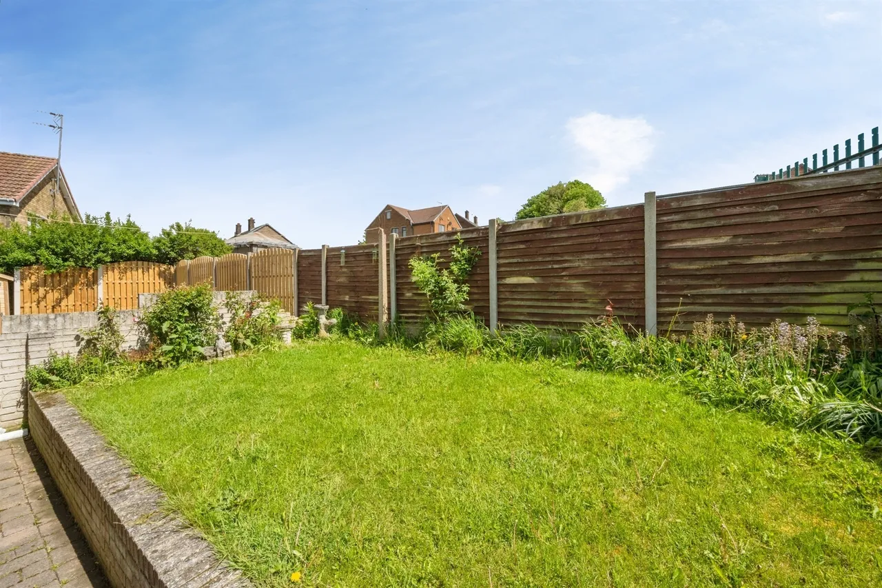 Broomhouse Lane, Edlington, DN12, photo 14