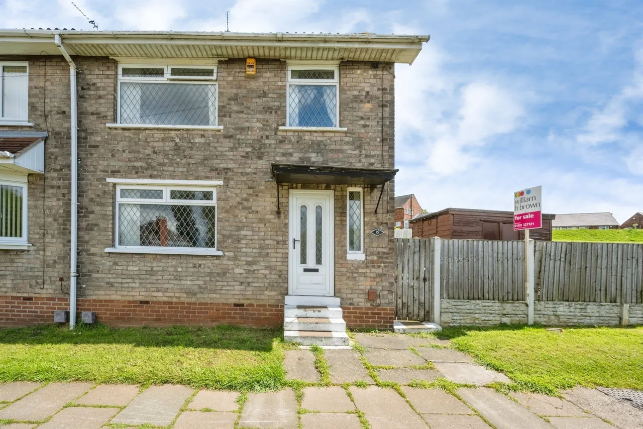 3 bed house for sale, Broomhouse Lane, Edlington, DN12