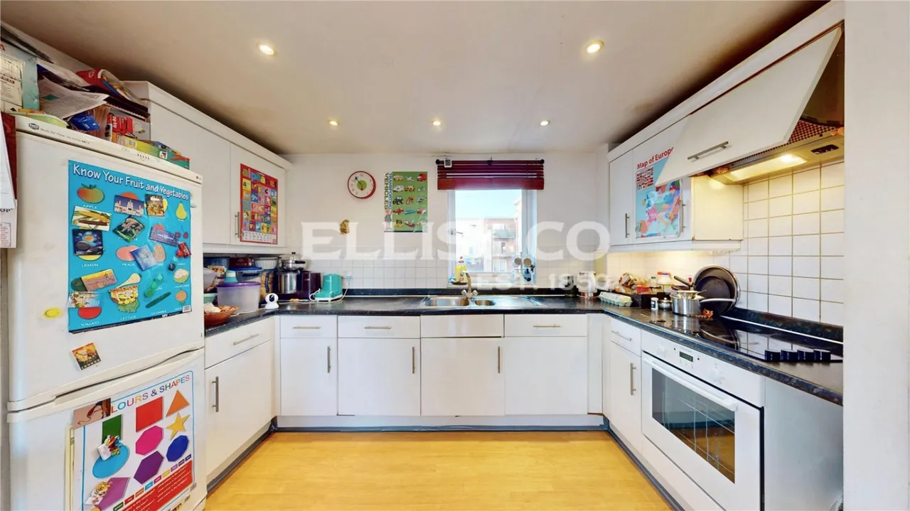 Wellspring Crescent, Wembley, HA9, photo 4