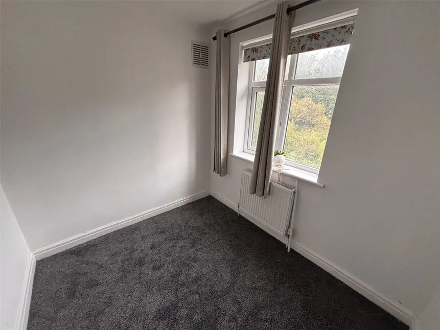 Selby Road, Leeds, LS15, photo 6