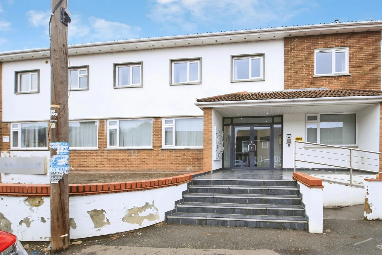 1 bed flat for sale, High Street, Peterborough, PE2