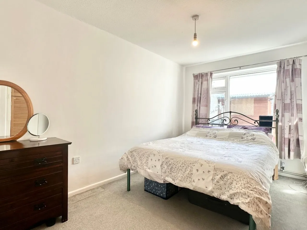 Queens Court, Ledbury, photo 8