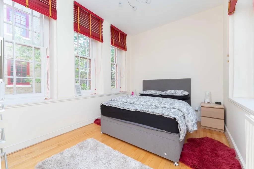 Osterley Gardens, Southall, photo 9
