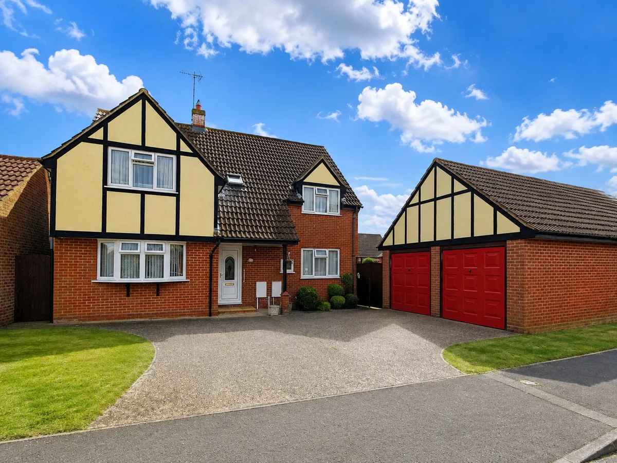 4 bed house for sale — Rosemary Crescent, Tiptree, CO5 0XA