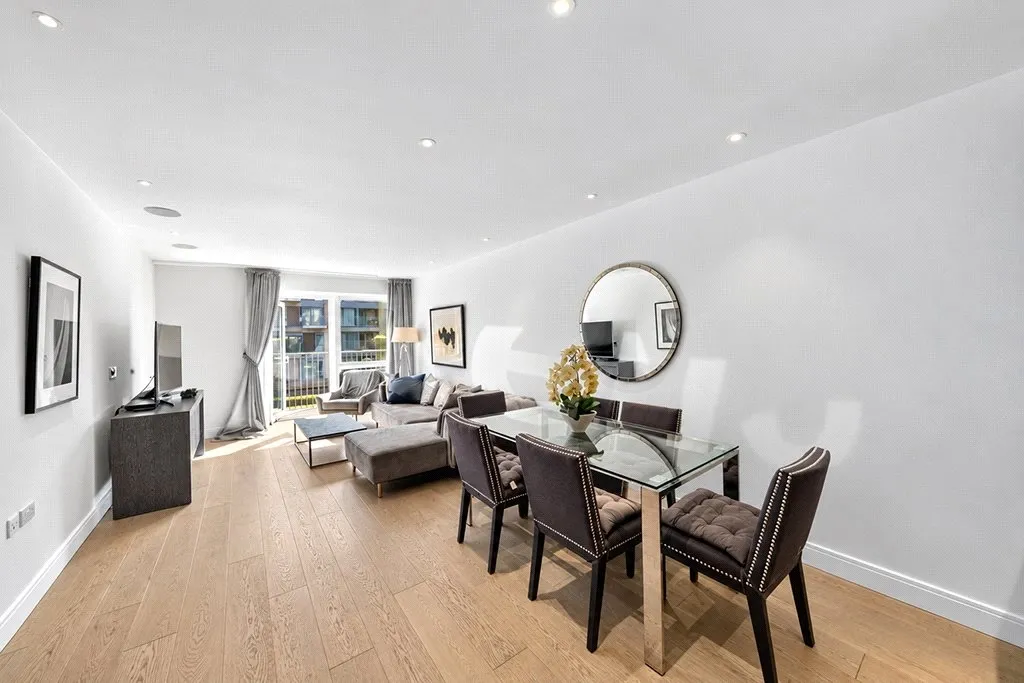 Thurstan Street, Imperial Wharf, SW6, photo 2