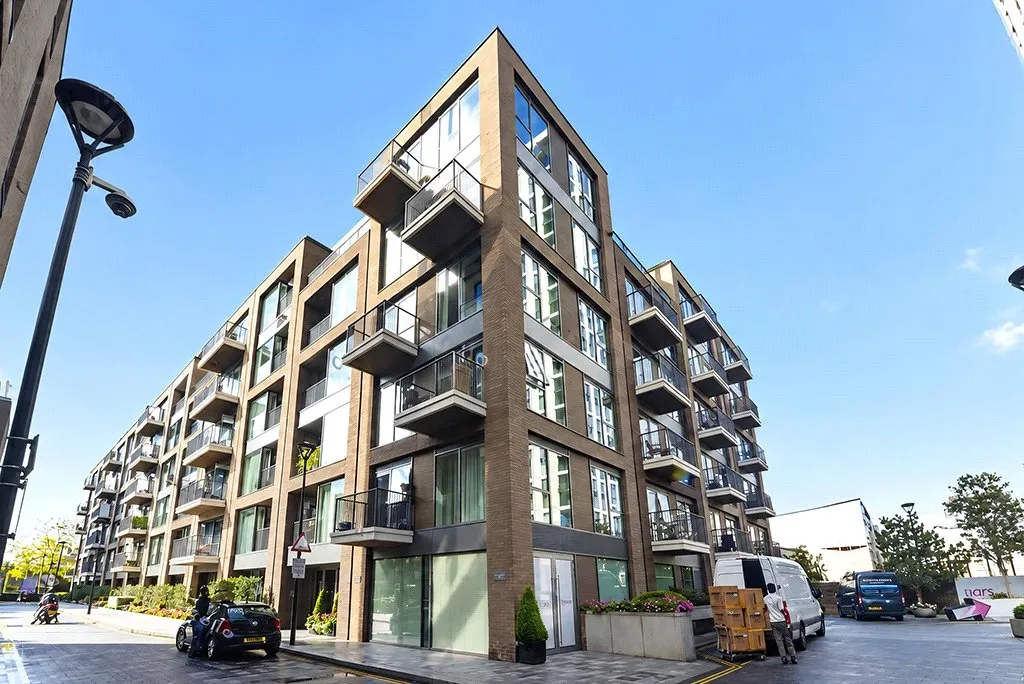 2 bed flat for sale, Thurstan Street, Imperial Wharf, SW6