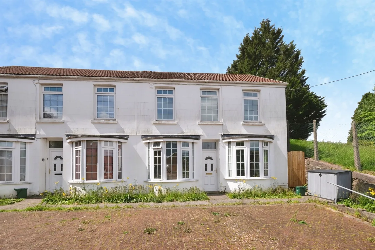 3 bed house for sale, Union Street, Pontypridd, CF37
