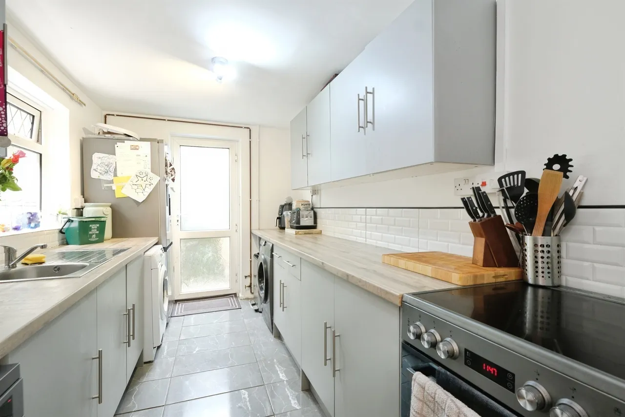 Union Street, Pontypridd, CF37, photo 2