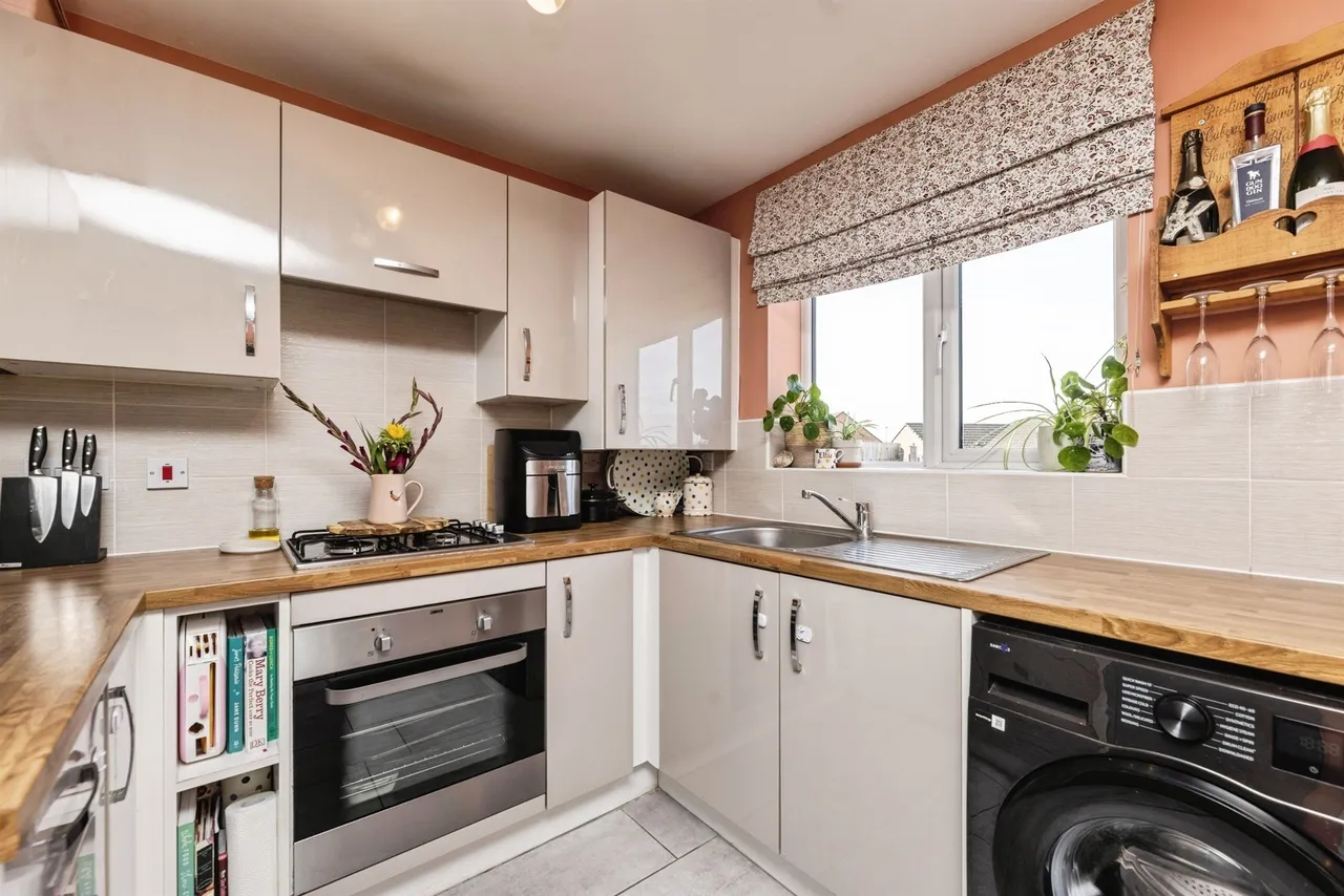 2 bed house for sale — Wedgewood Way, Knottingley