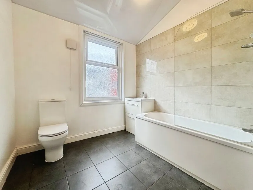 Fitzwarren Street, Salford, Greater Manchester, M6, photo 8