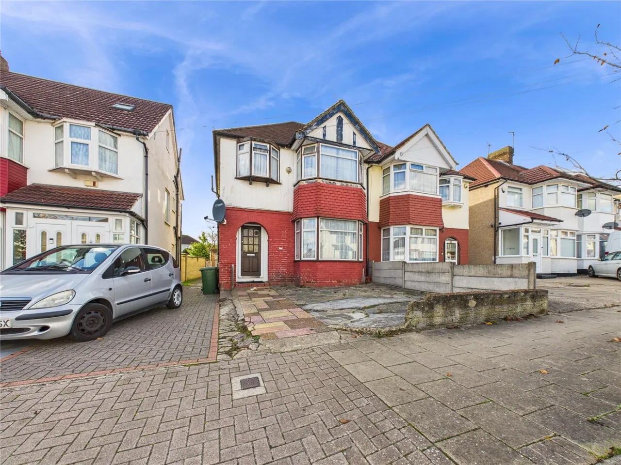 4 bed house for sale, Portland Crescent, Stanmore, HA7