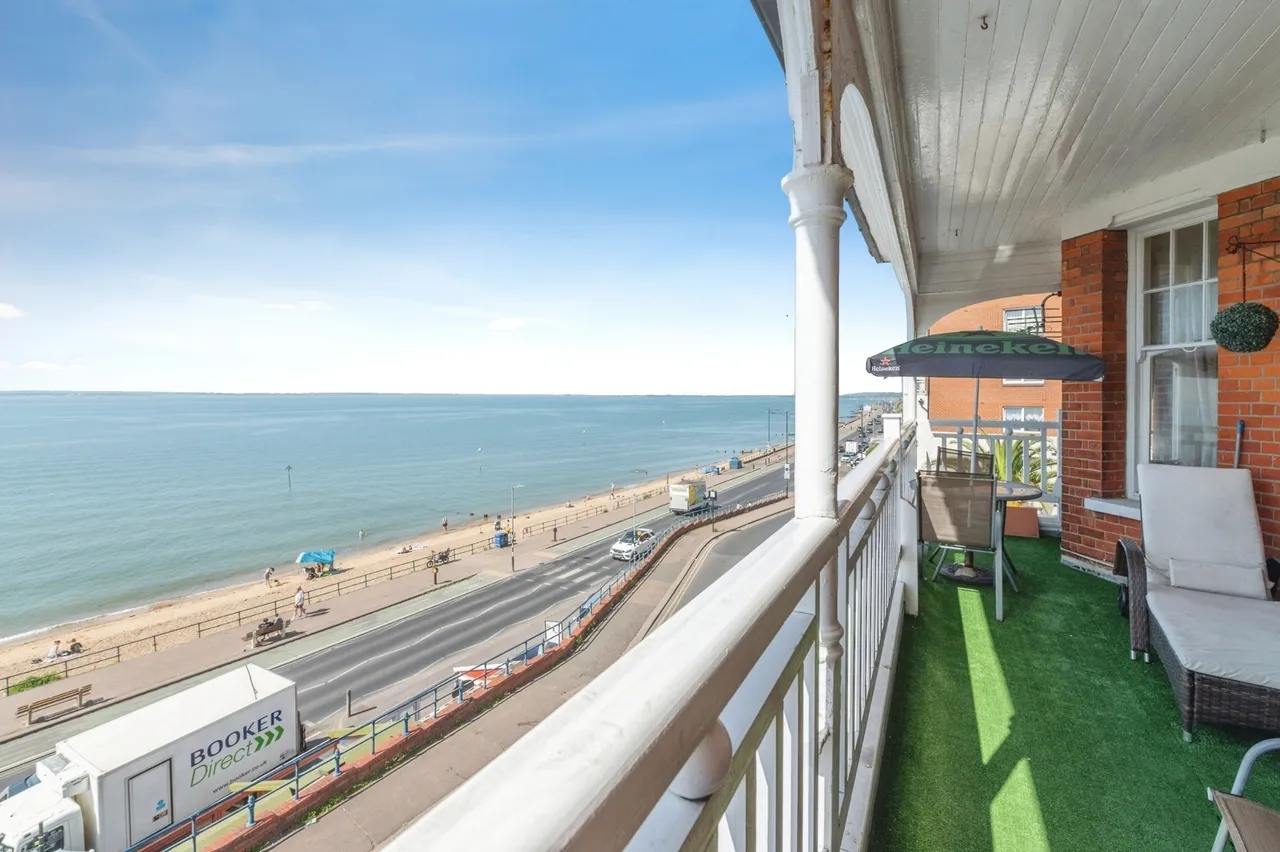 Palmeira Avenue, Westcliff-on-Sea, Essex, SS0, photo 17