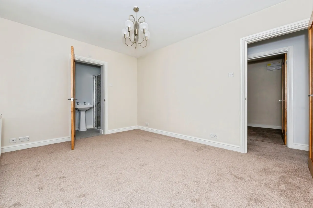 Heathview Road, Grays, RM16, photo 7