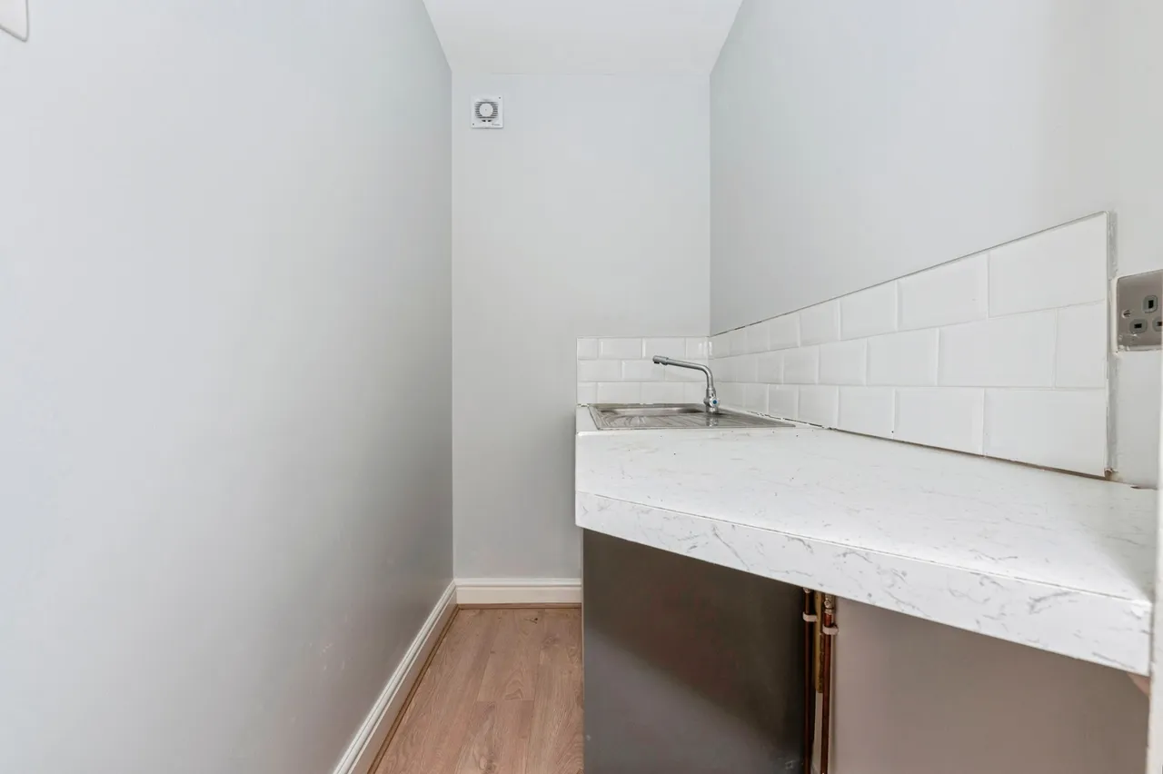 Heathview Road, Grays, RM16, photo 21