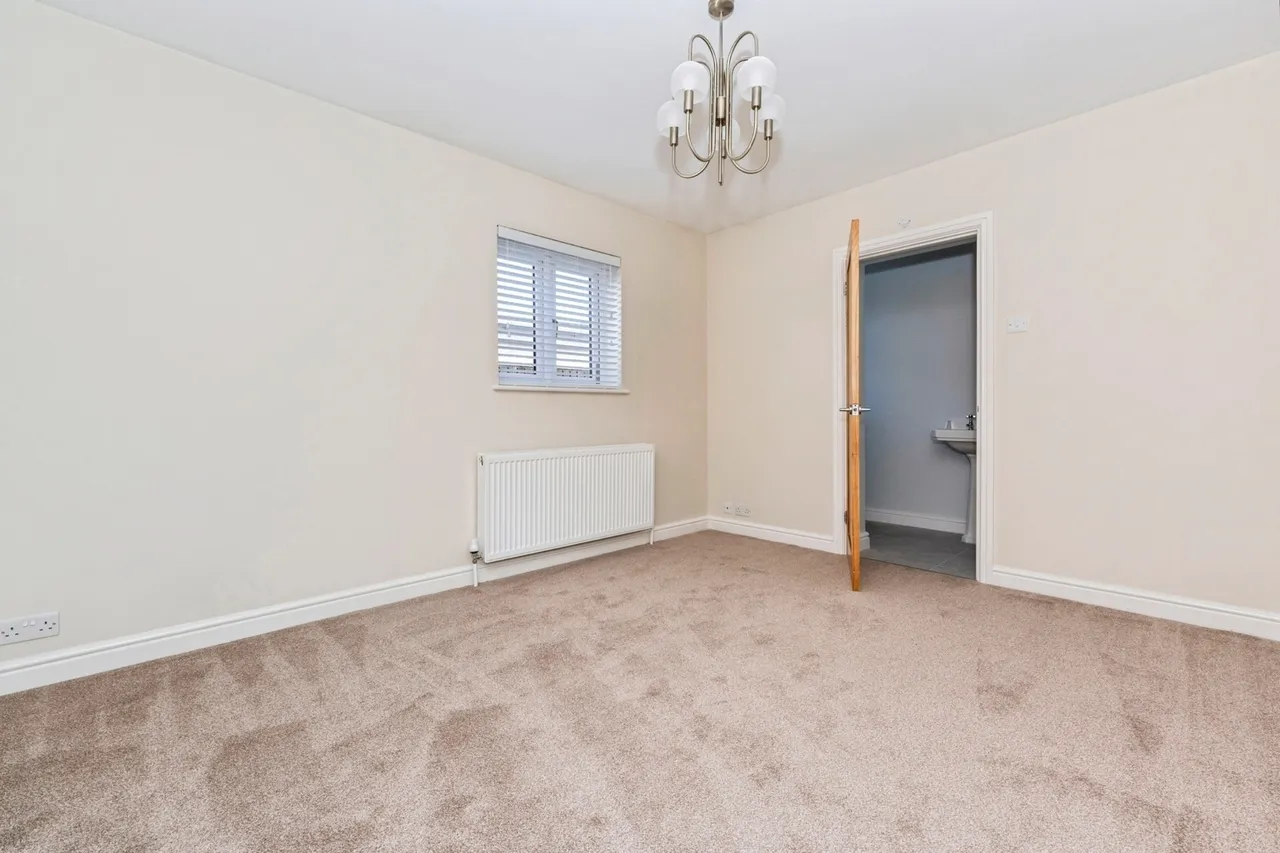 Heathview Road, Grays, RM16, photo 5