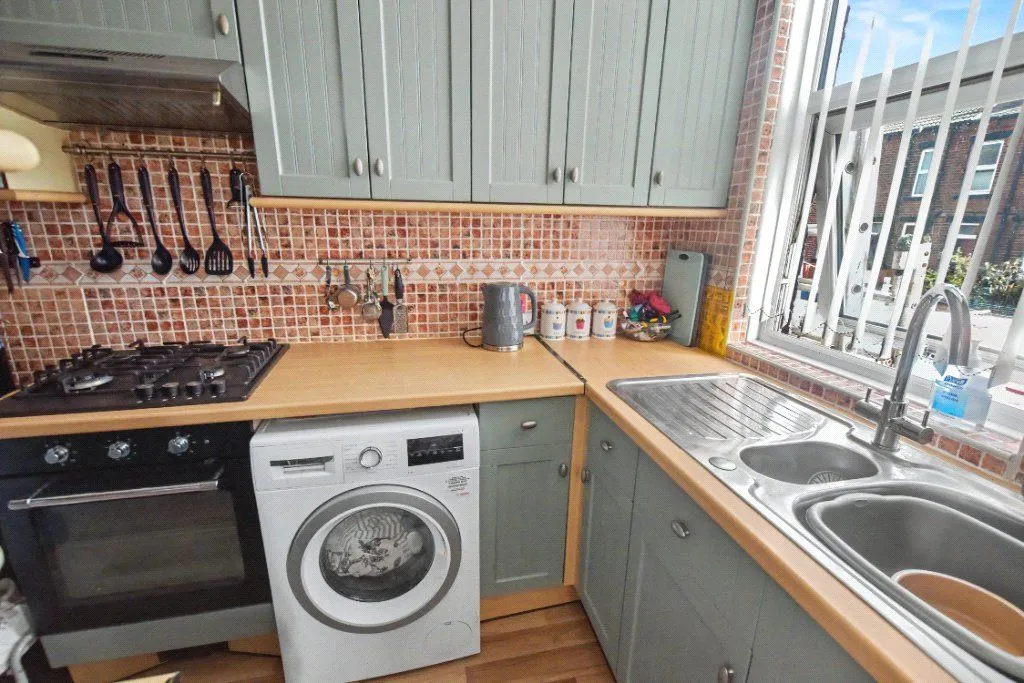 Cobden Avenue, Leeds, LS12, photo 11