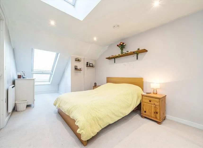 Old Lodge Place, St Margarets, TW1, photo 5