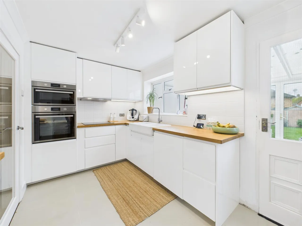 Ashwood Avenue, Uxbridge, UB8 3LT, photo 4