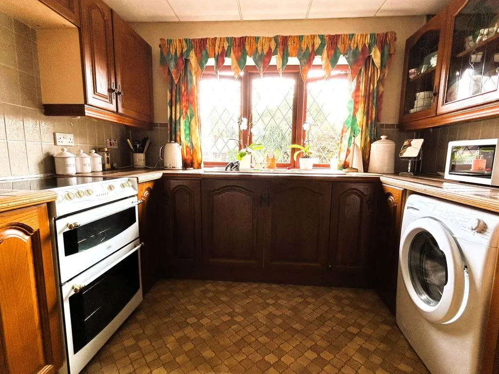 Pelsall Road, Brownhills, WS8, photo 5