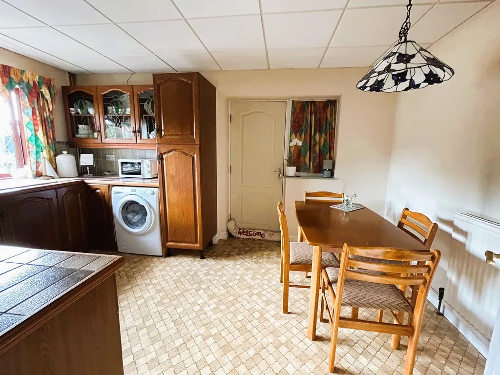 Pelsall Road, Brownhills, WS8, photo 4