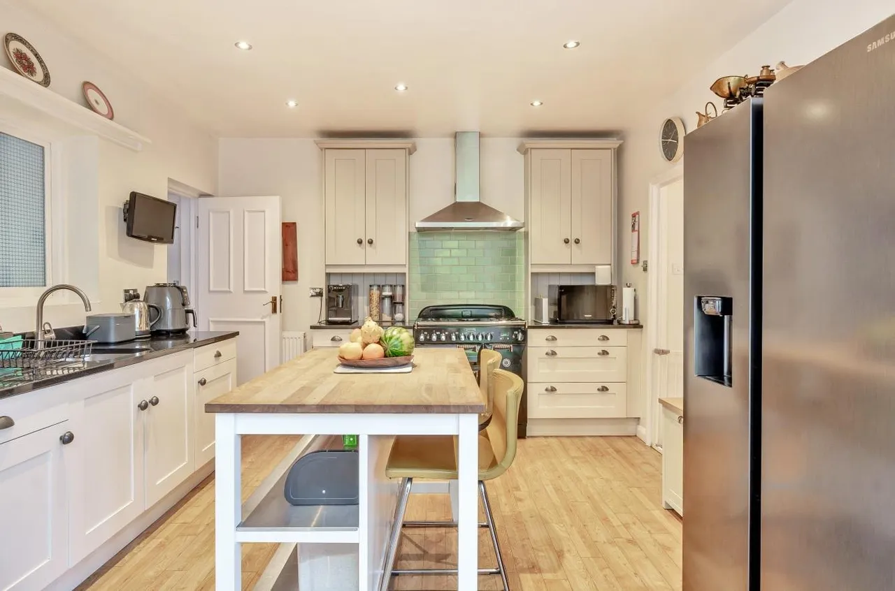 Chiltern Road, Sutton, SM2 5QU, photo 10