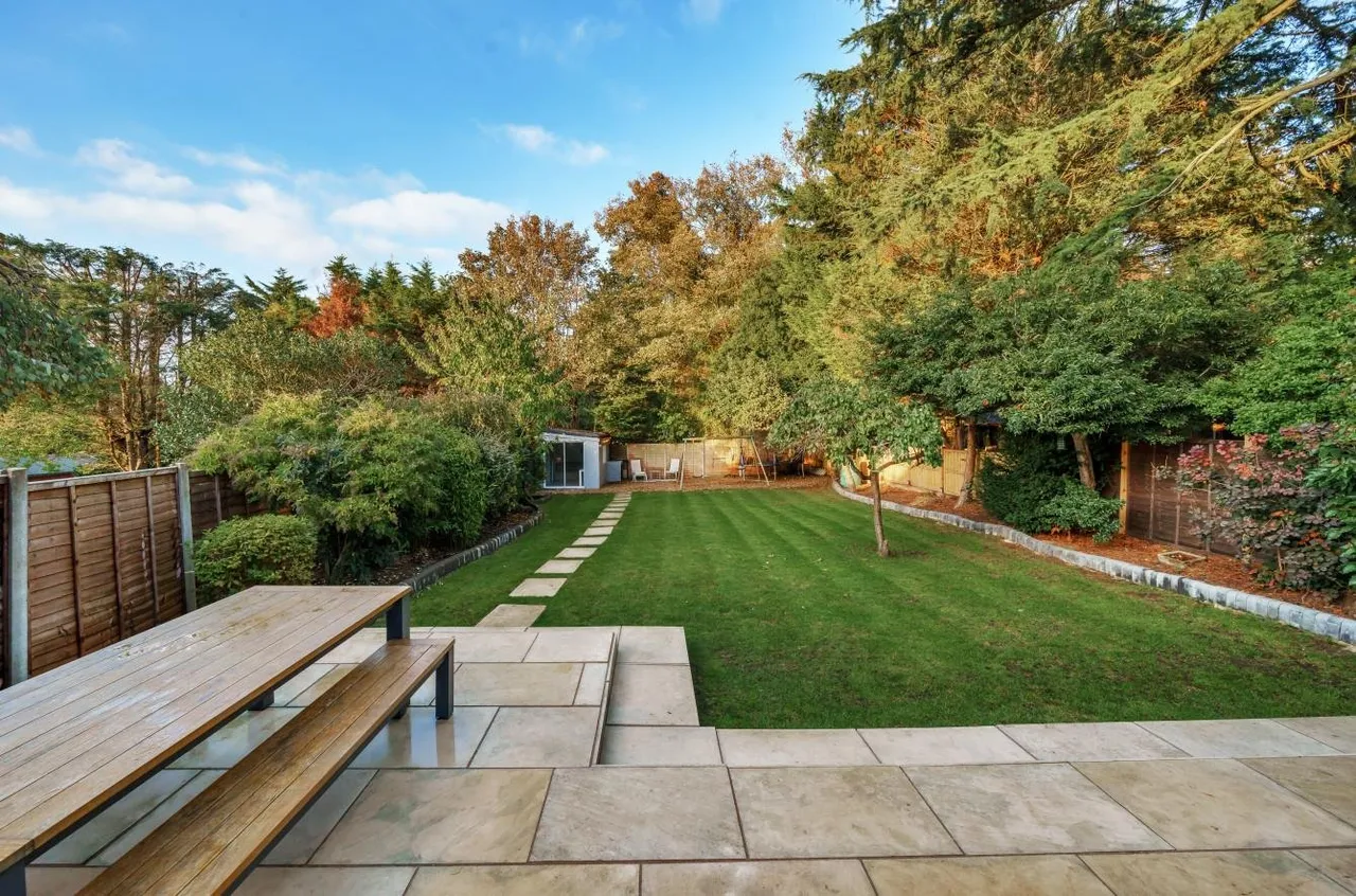 Chiltern Road, Sutton, SM2 5QU, photo 12