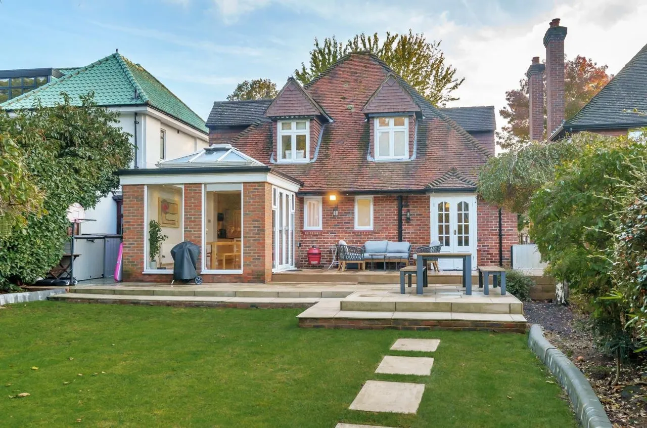Chiltern Road, Sutton, SM2 5QU, photo 13