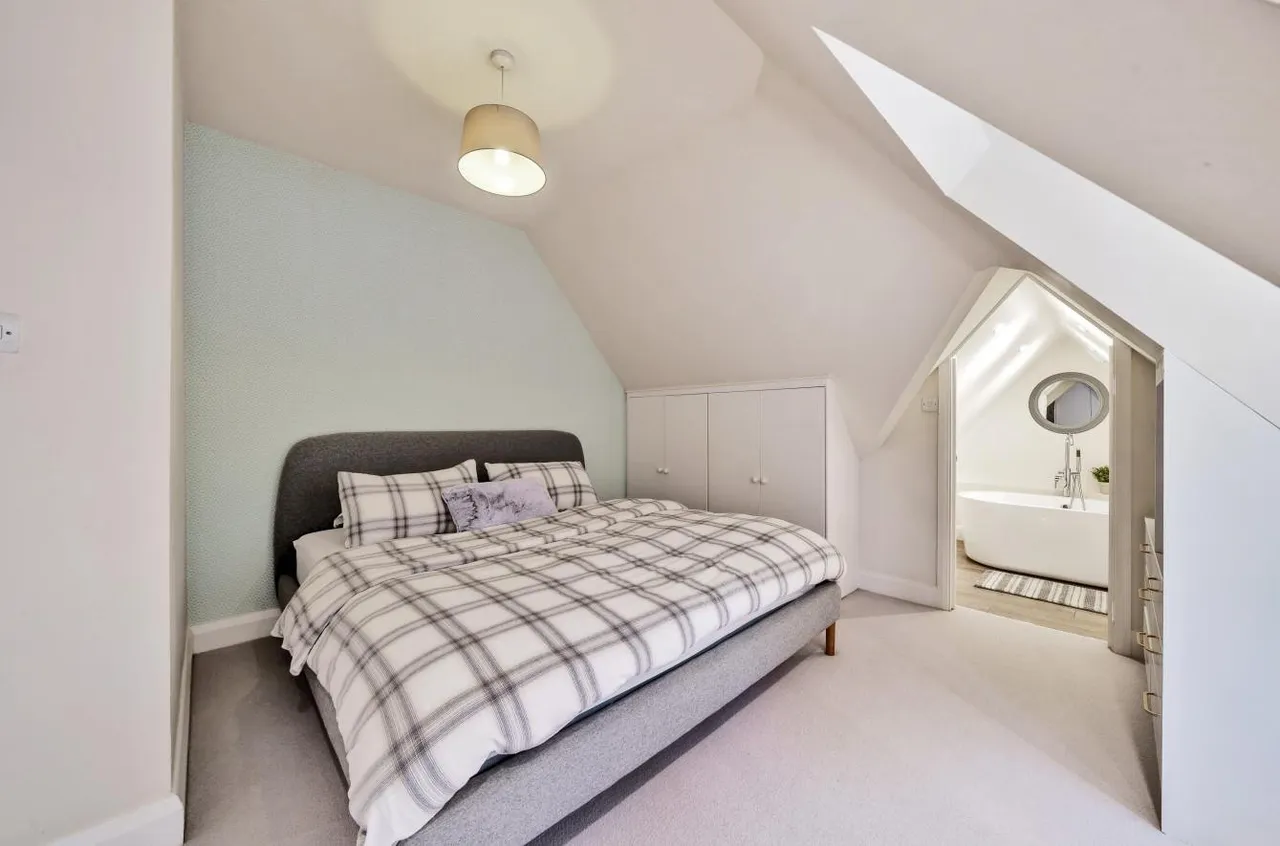 Chiltern Road, Sutton, SM2 5QU, photo 15