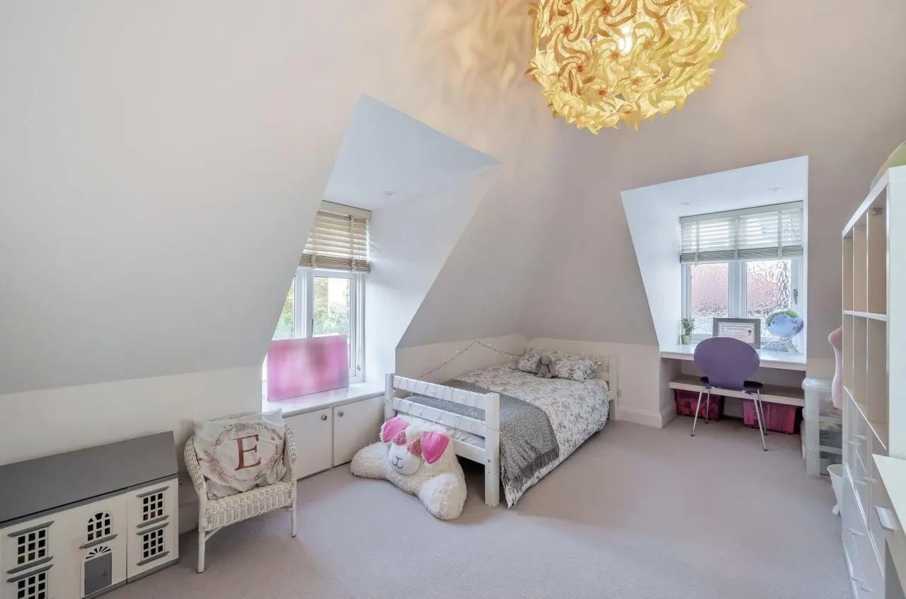 Chiltern Road, Sutton, SM2 5QU, photo 23