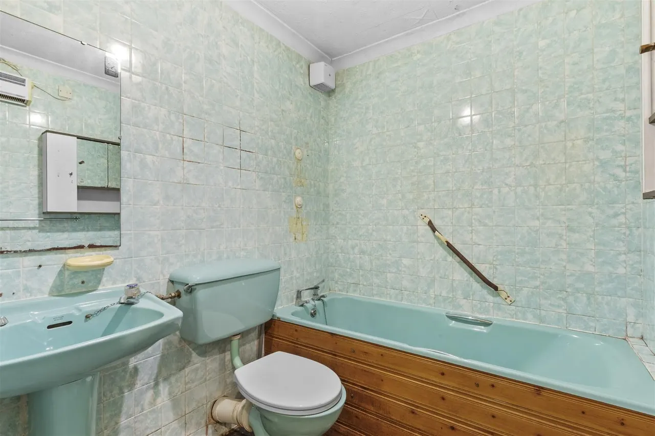 Windsor Drive, High Wycombe, HP13, photo 8