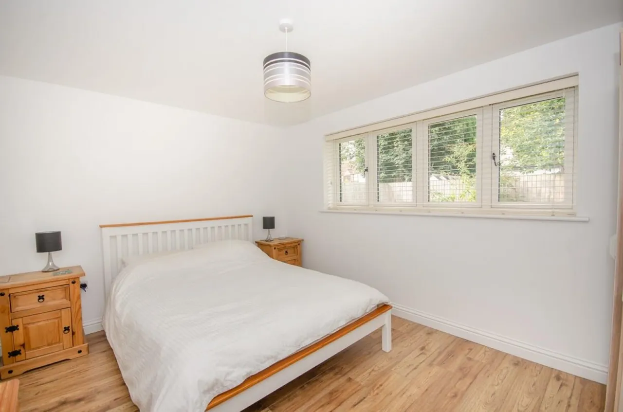 Filton Road, Hambrook, BS16, photo 15