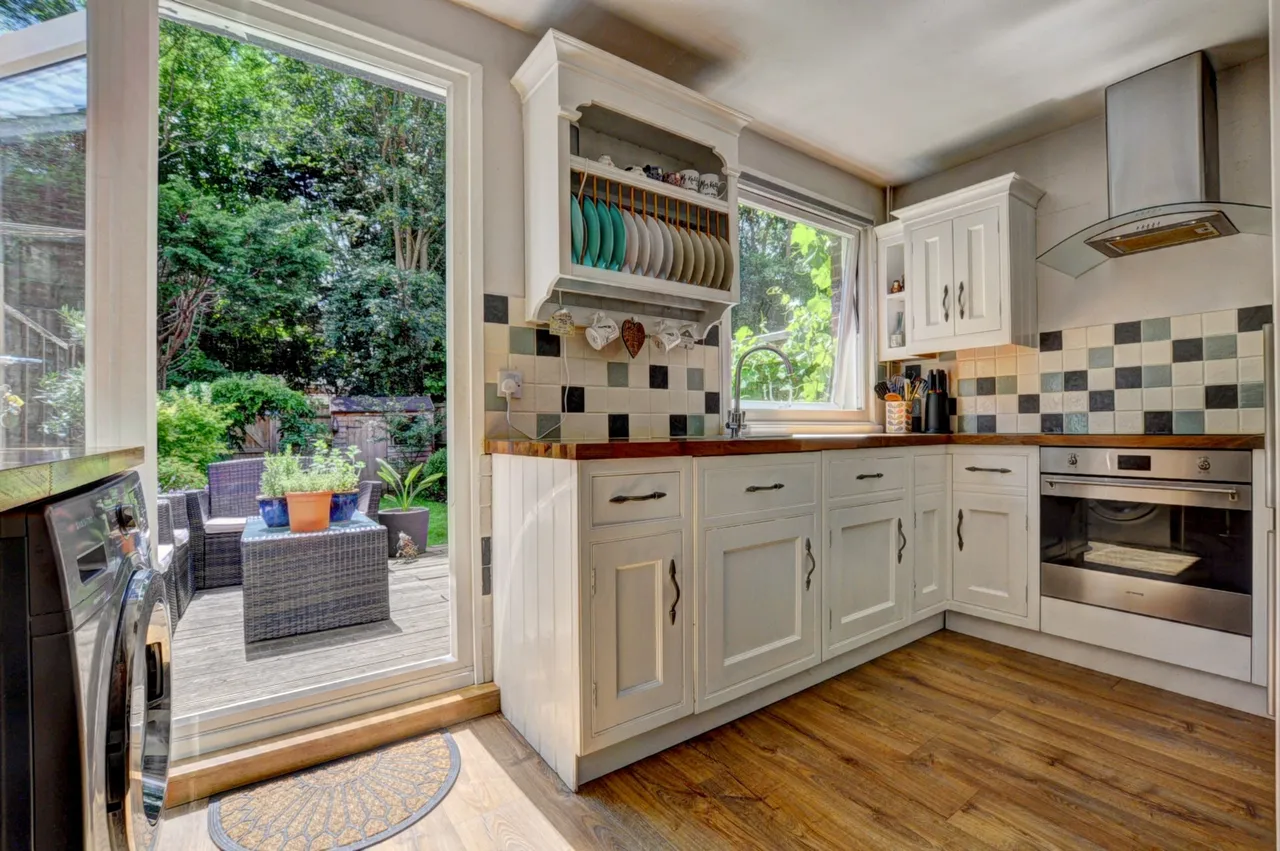 The Croft, Marlow, SL7, photo 2