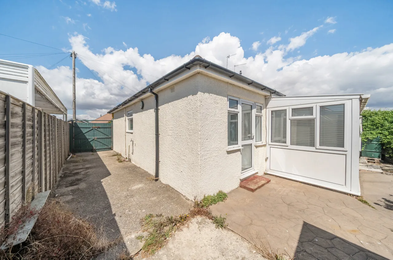 The Crescent, Lancing, BN15, photo 8