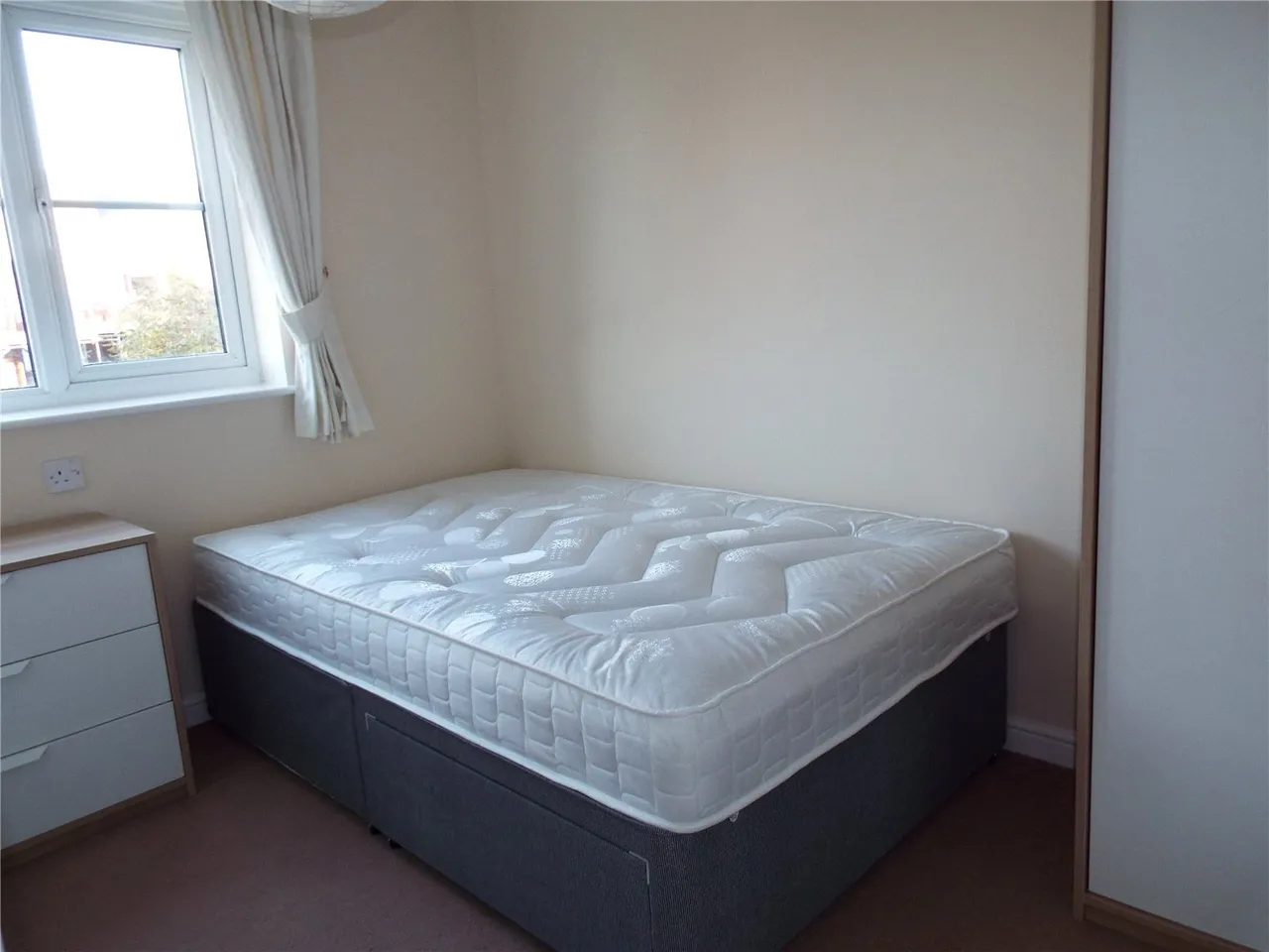 Firedrake Croft, Coventry, West Midlands, CV1, photo 6