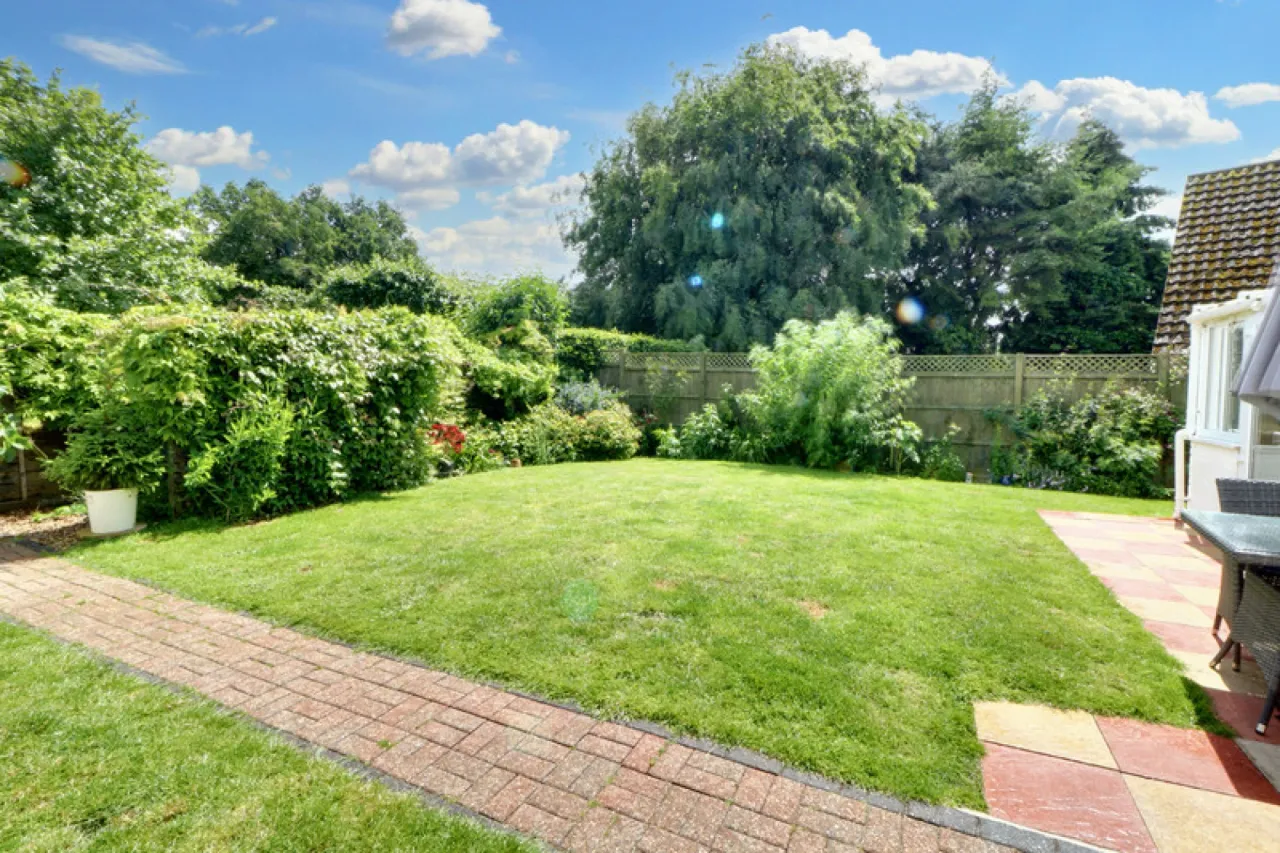 Highfield, Eye, photo 23