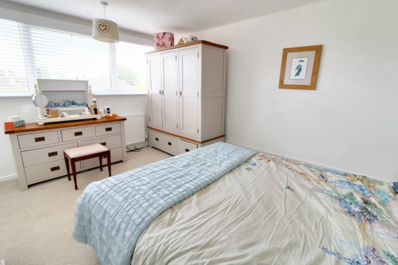 Highfield, Eye, photo 18